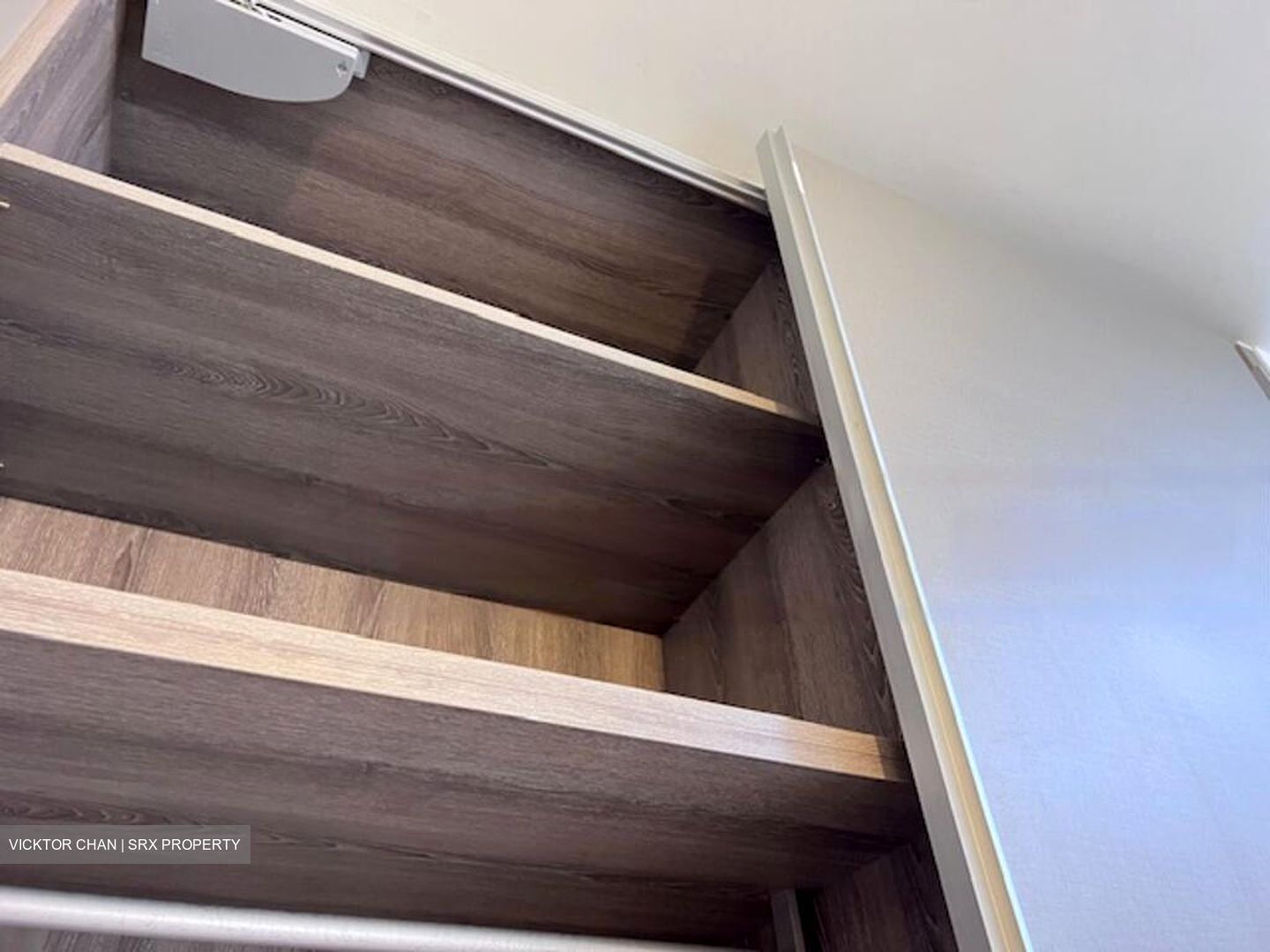 The Palette (D18), Condominium #581251271